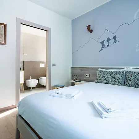 La Valigia Bed & Bike Mantello